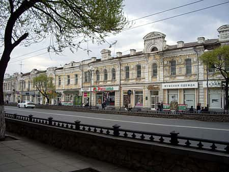 Полиция начала проверку откровенных фото с вечеринки в омском кафе