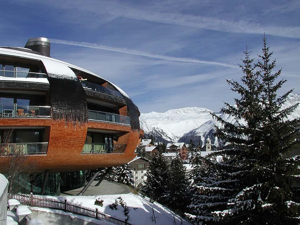 File:Foster St Moritz.jpg